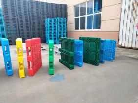 Industrial Reversible Heavy Duty 4 Way Entry Double Side Face Warehouse Use Stackable Cheap Plastic Pallet.